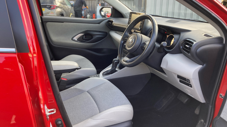 Toyota Yaris 1.5 Hybrid Excel 5dr CVT Hybrid Hatchback